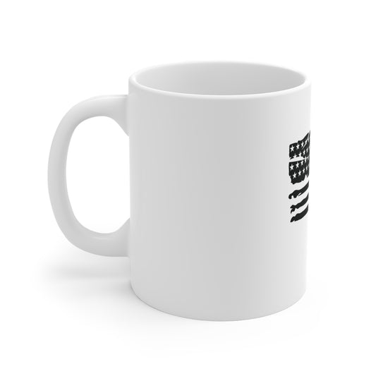 Distressed American Flag Coffee Mug – Grunge USA Flag Mug – Black & White Patriotic Cup – Rustic Americana Gift Mug 11oz