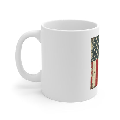 Classic American Flag Coffee Mug – Vintage Patriotic USA Mug – Vertical Stars & Stripes 11oz Ceramic Cup – Timeless Americana Gift