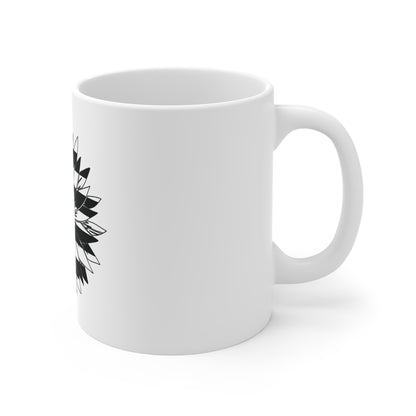 Black & White Patriotic Sunflower Mug – American Flag Floral Coffee Mug – Modern Americana Bloom Cup – Minimalist USA Gift Mug Mug 11oz