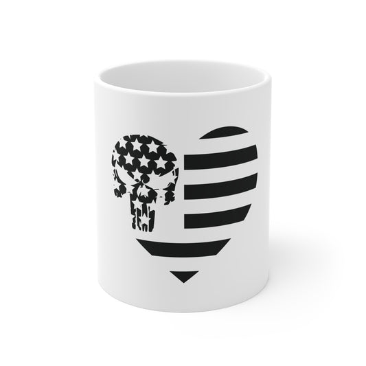 Black Minimalist Skull Flag Coffee Mug – Geometric USA Skull Mug – Stealth Patriotic Icon Cup – Modern Americana Gift Mug 11oz