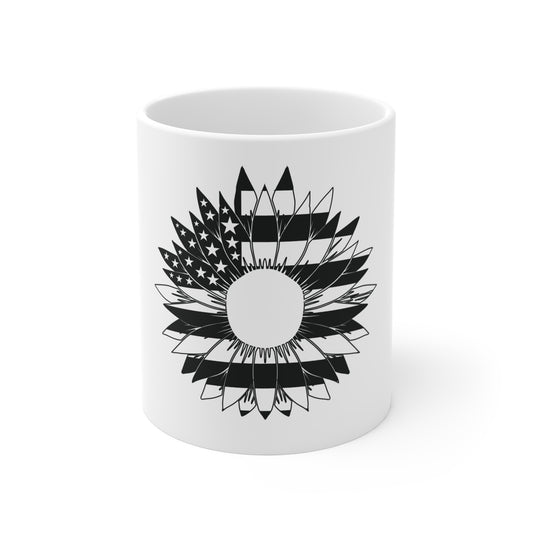 Black & White Patriotic Sunflower Mug – American Flag Floral Coffee Mug – Modern Americana Bloom Cup – Minimalist USA Gift Mug Mug 11oz