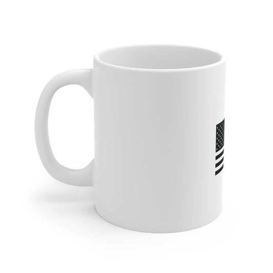 Black and White American Flag Coffee Mug – Minimalist USA Flag Mug – Monochrome Patriotic Design Cup – Modern Freedom Gift Mug Mug 11oz