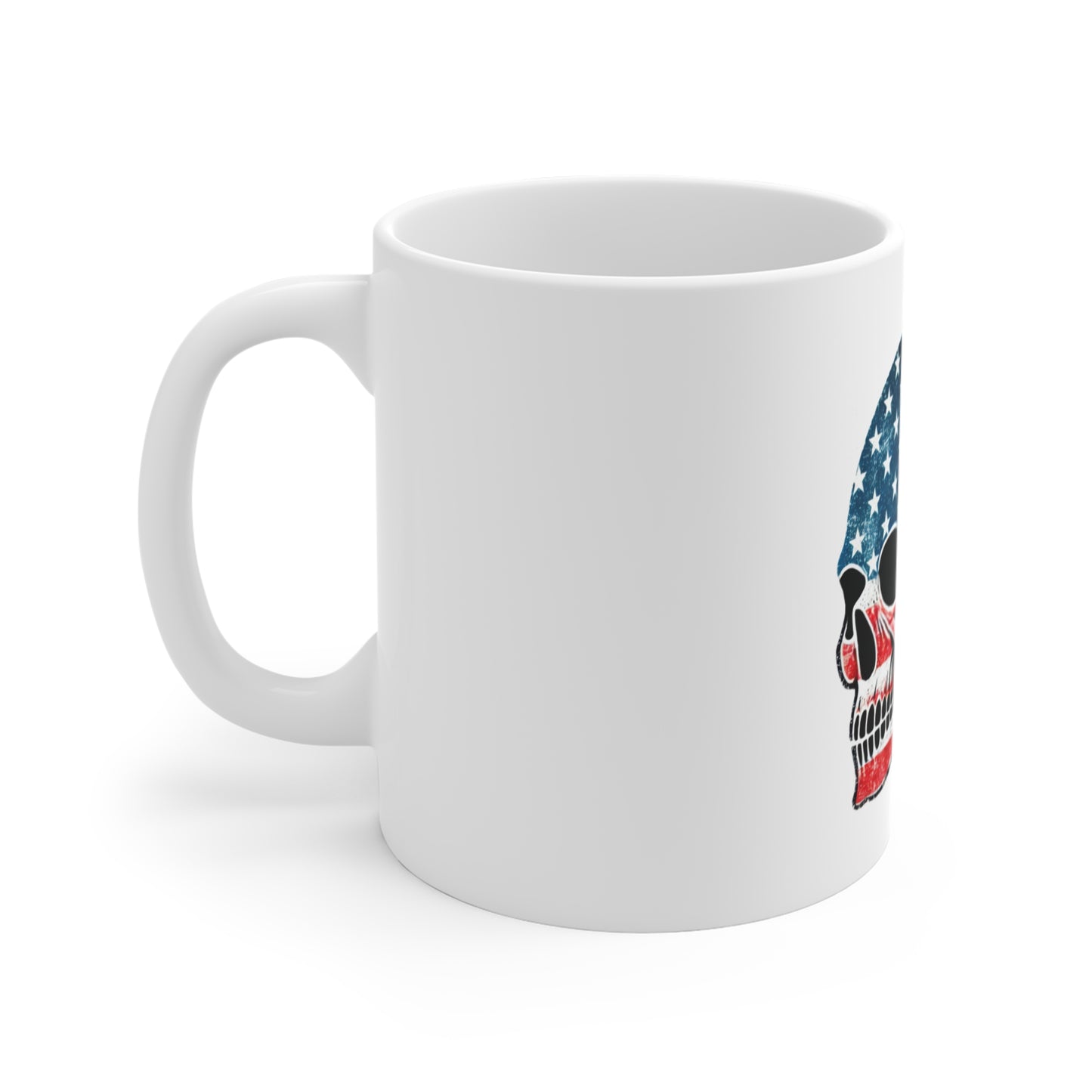 Distressed American Flag Skull Coffee Mug – Side Profile Patriotic Skull Mug – Vintage USA Grunge Skull Cup – Bold Americana Gift Mug 11oz