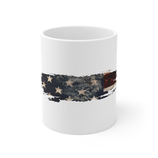 Distressed USA Flag Brush Stroke Mug – Vintage American Flag Coffee Cup – Soft Worn Patriotic Design Mug 11oz
