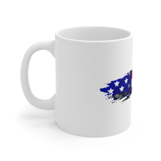 Vintage Distressed USA Flag Brush Stroke Mug – Rustic American Flag Coffee Cup – Weathered Patriotic Design Mug 11oz
