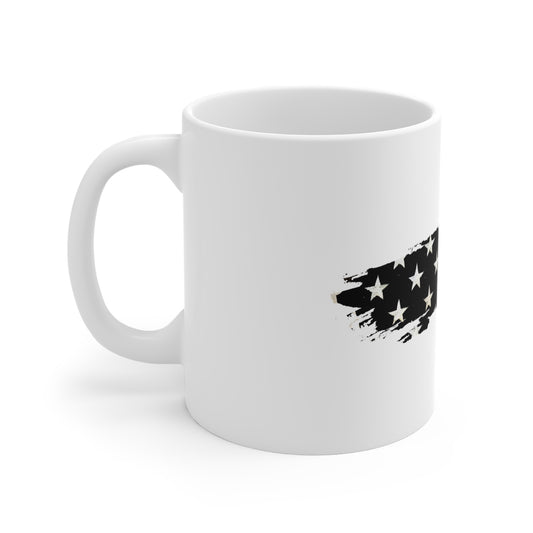 Black & White Distressed American Flag Mug – Gritty Patriotic Coffee Cup – Minimalist USA Flag Design Mug 11oz