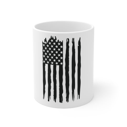 Distressed American Flag Mug – Vertical Grunge USA Flag Coffee Mug – Rustic Patriotic Cup – Vintage USA Pride Gift Mug 11oz